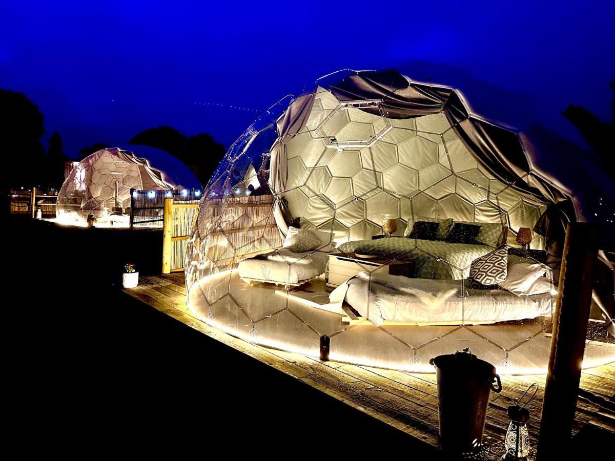 Deerstone Glamping-Pinhaw Beacon Dome Hot Tub Hotel Earby ภายนอก รูปภาพ