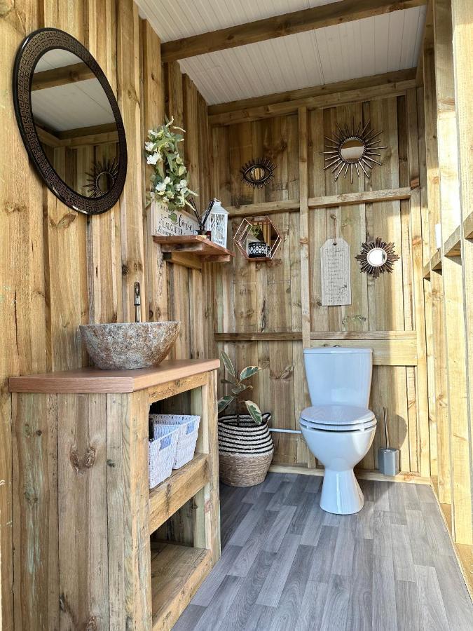 Deerstone Glamping-Pinhaw Beacon Dome Hot Tub Hotel Earby ภายนอก รูปภาพ